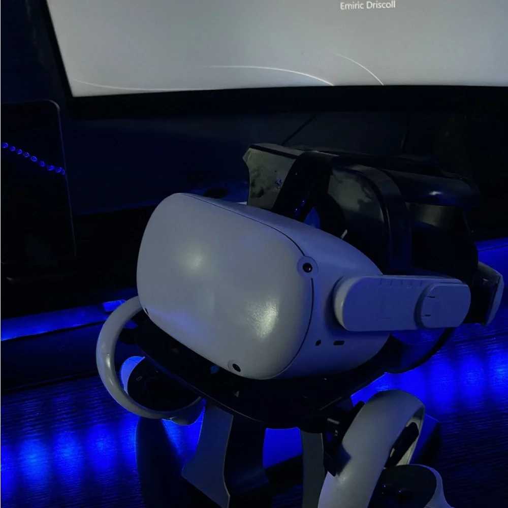 Oculus Quest 2 Standalone VR Headset White